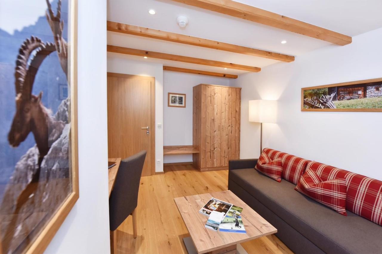 Gasthaus & Pension Alphorn Lech am Arlberg Eksteriør billede