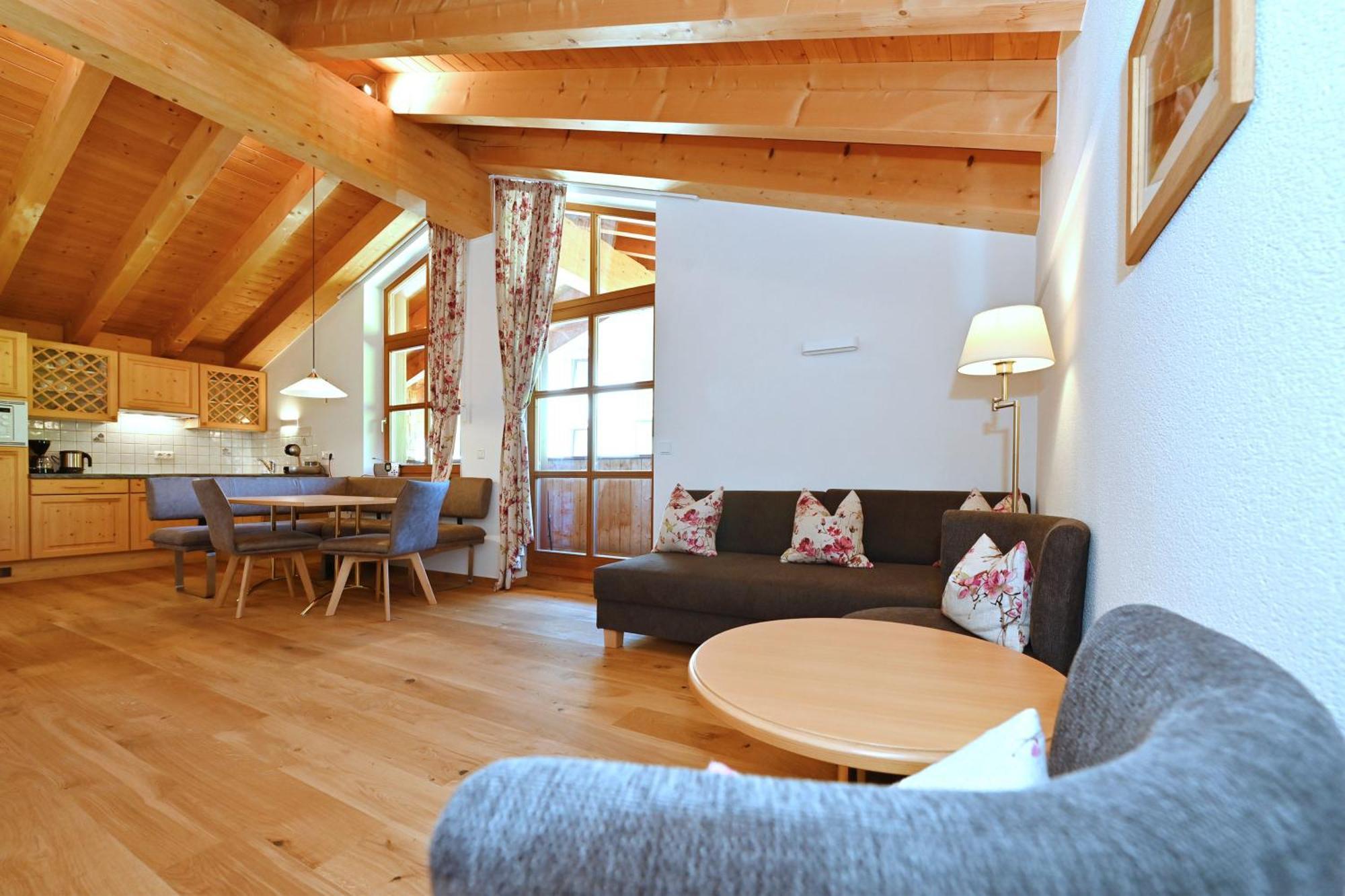 Gasthaus & Pension Alphorn Lech am Arlberg Eksteriør billede