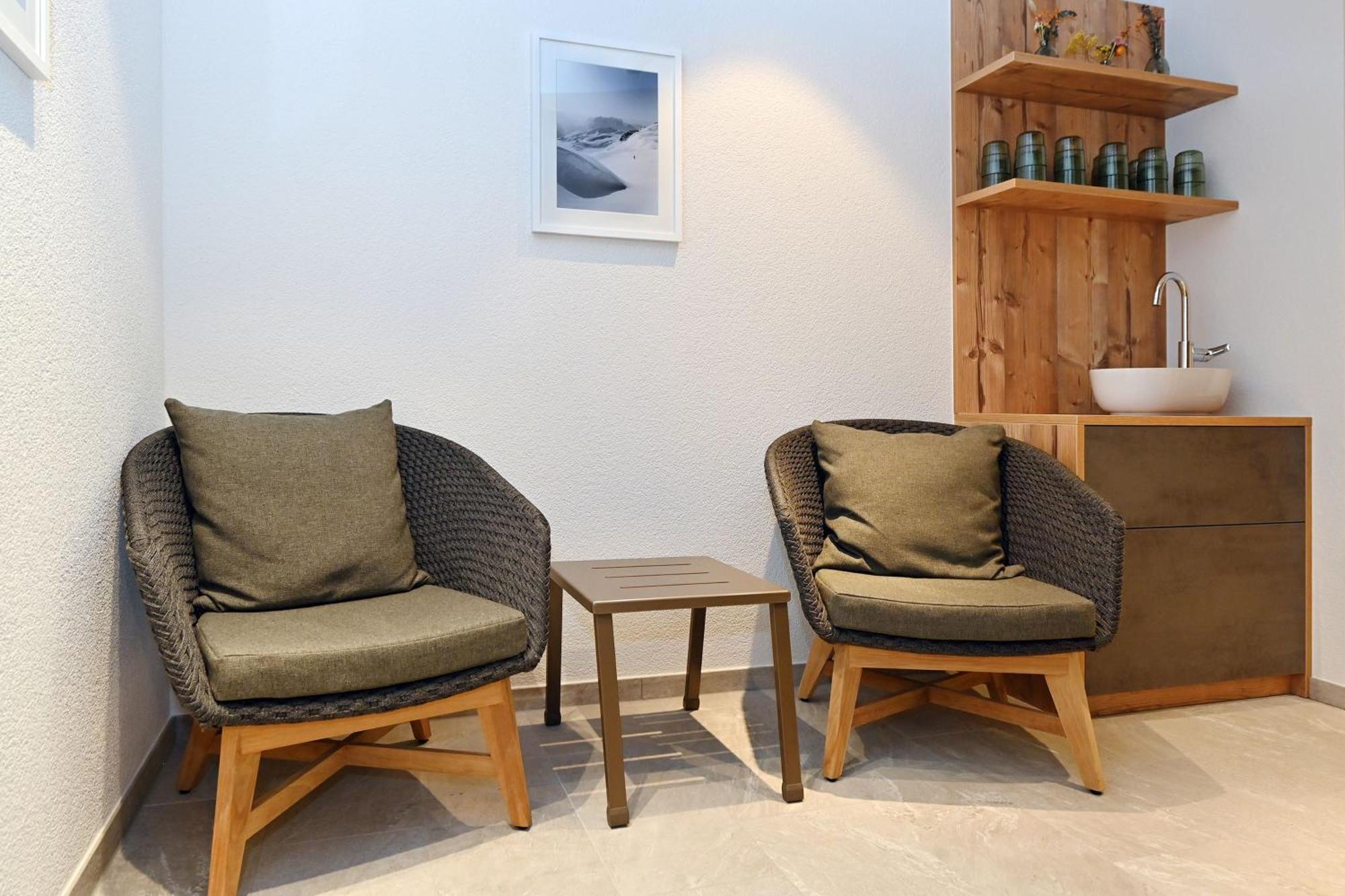 Gasthaus & Pension Alphorn Lech am Arlberg Eksteriør billede