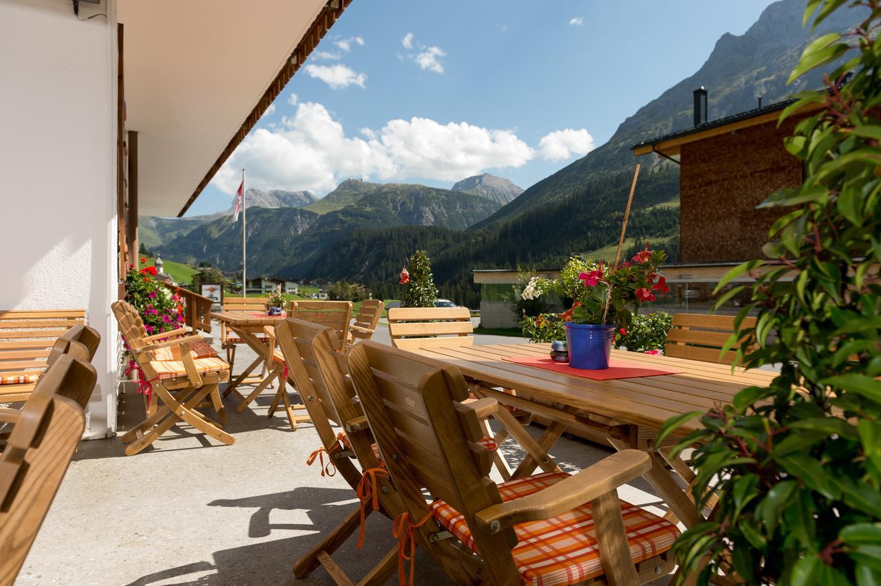 Gasthaus & Pension Alphorn Lech am Arlberg Eksteriør billede